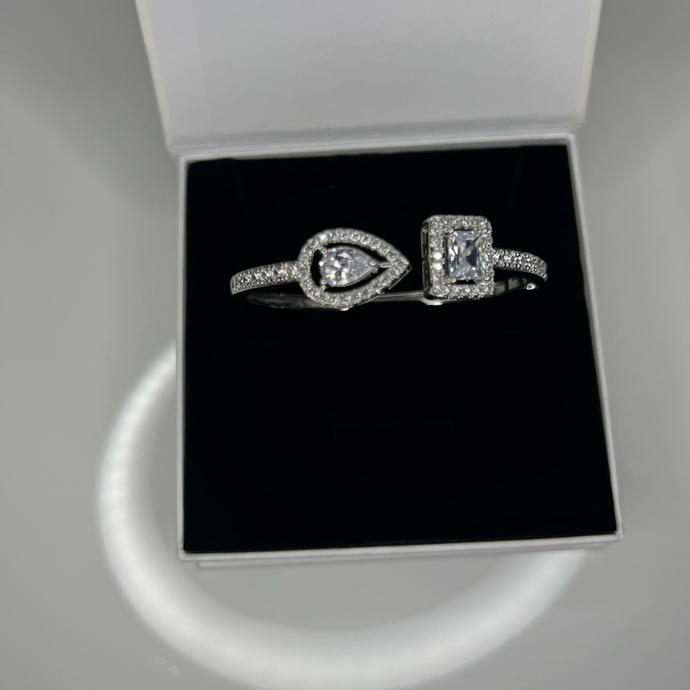 Iced out Bling Bracelet Bangle
